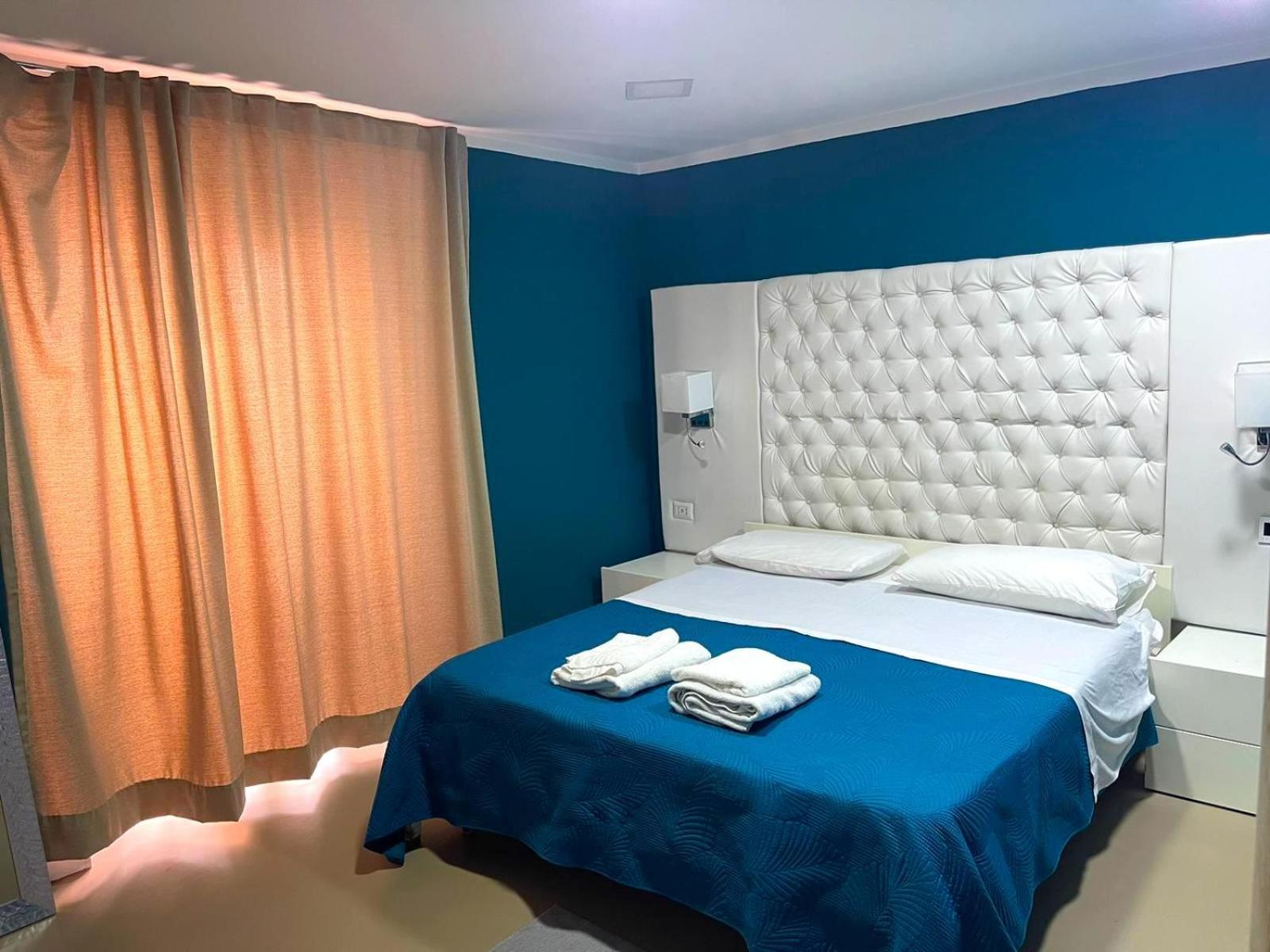 Bed And Breakfast Napoli Centro Storico Exterior foto